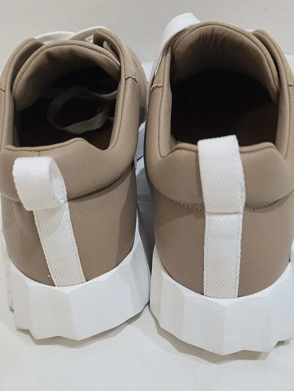 Hermes Womens Bouncing Sneakers Beige and White Low-Top Sneakers Size 38
